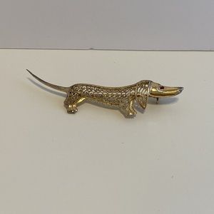 Vintage sterling silver Dog Brooch